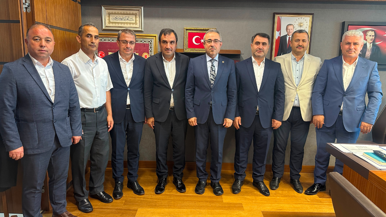 Eğitim-Bir-Sen Kahramanmaraş İl Yönetiminden Gazi Meclis'e Ziyaret