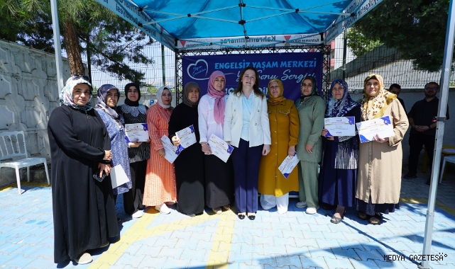 Engelsiz Yaşam Merkezi’nde Emek ve Başarı Sergisi