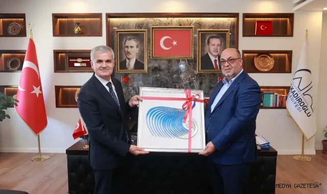 İL MİLLİ EĞİTİM MÜDÜRÜ TURAN AKPINAR’DAN BAŞKAN MEHMET AKPINAR’A ZİYARET