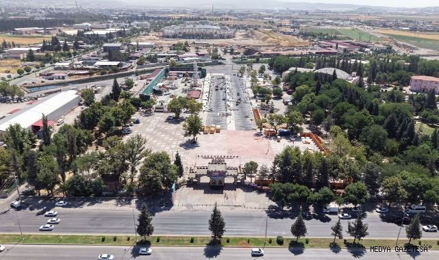 KAFUM’da Geleneksel Ağustos Fuarı Hazırlıkları Hızla Sürüyor