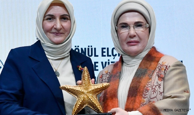 Kahramanmaraş’ın Koruyucu Aile Başarısı Ödülle Taçlandı