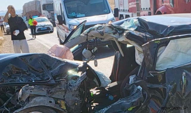 Kahramanmaraş’ta yolcu otobüsü ile otomobil çarpıştı: 2’si ağır 4 yaralı