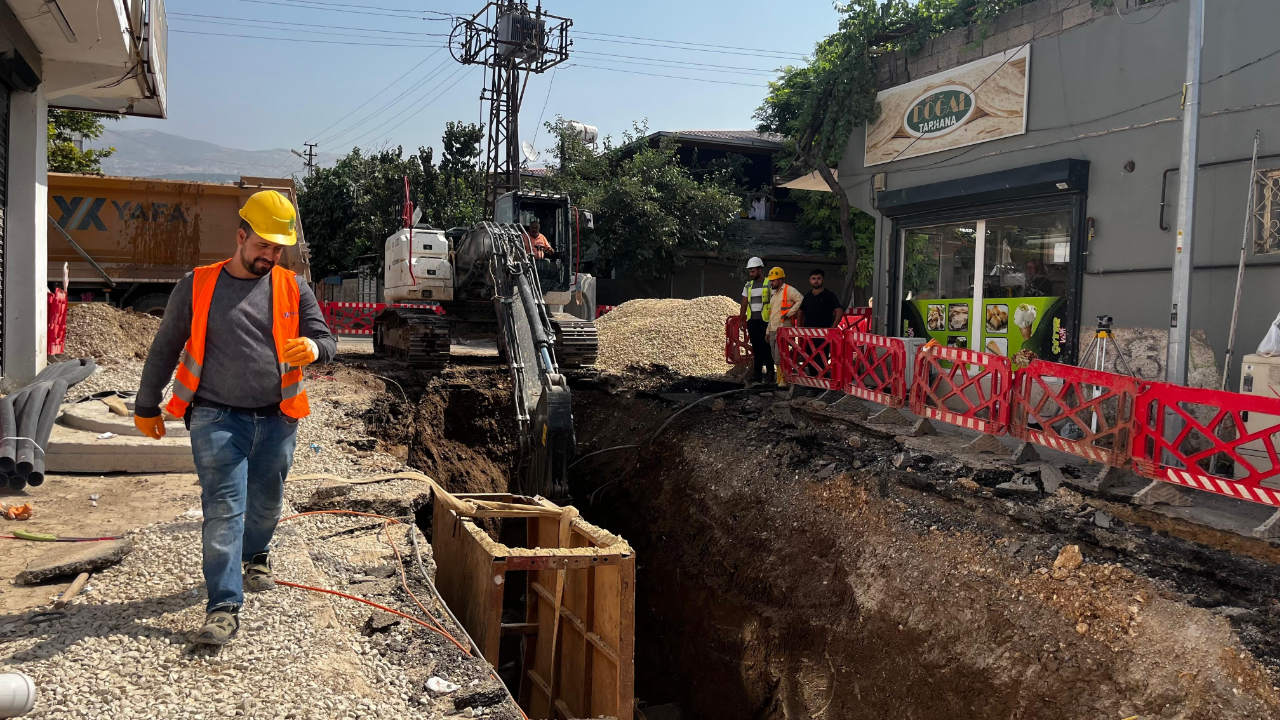 KASKİ Genel Müdürlüğü olarak, şehrimizi yoğun yağışların oluşturabileceği olumsuzluklara karşı daha dirençli hale getirmek amacıyla altyapı yatırımlarımızı sürdürüyoruz.