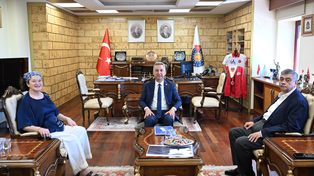 KSÜ’de Tekstil ve Moda Alanında İş Birliği Toplantısı Düzenlendi