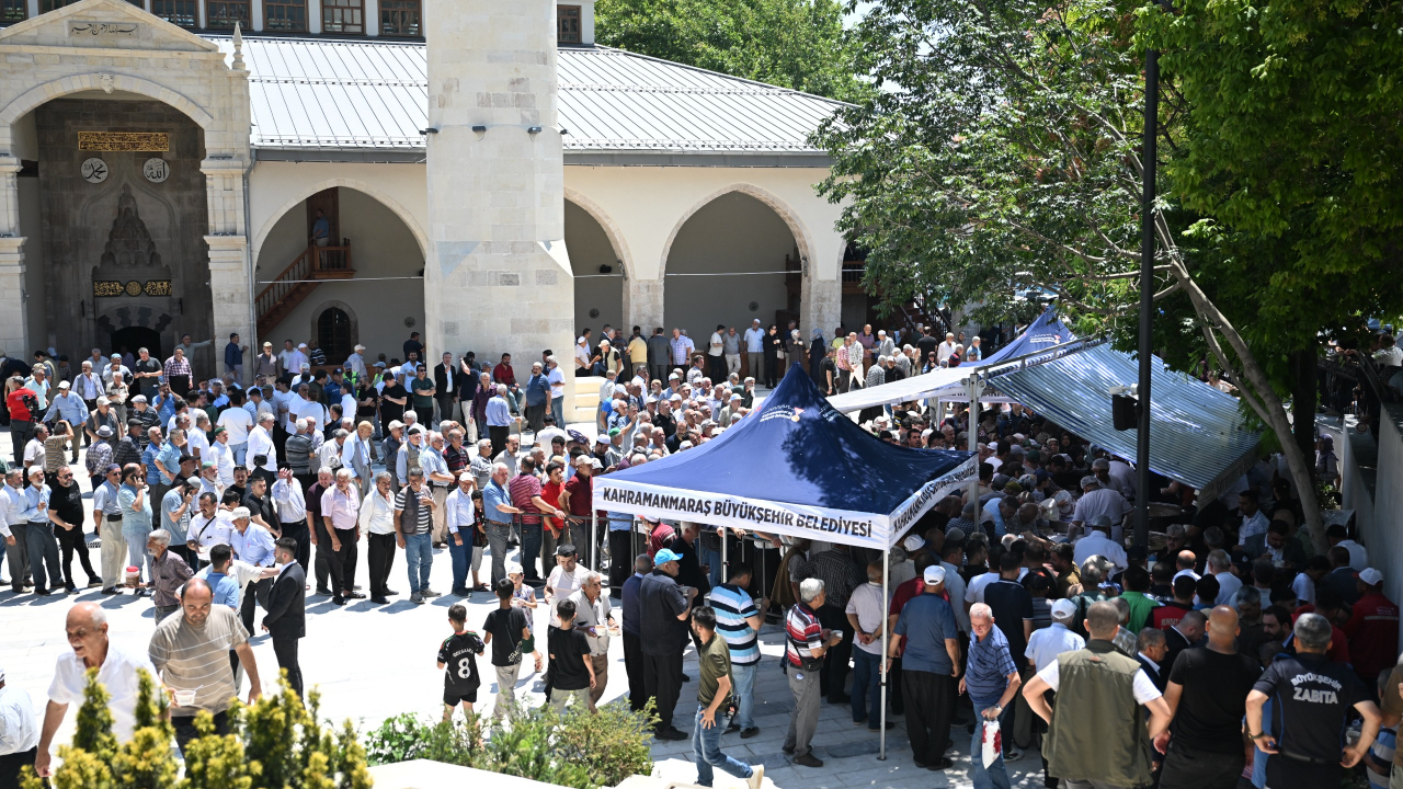 KSÜ Rektörü Okumuş, Geleneksel Aşure İkramı Programına Katıldı