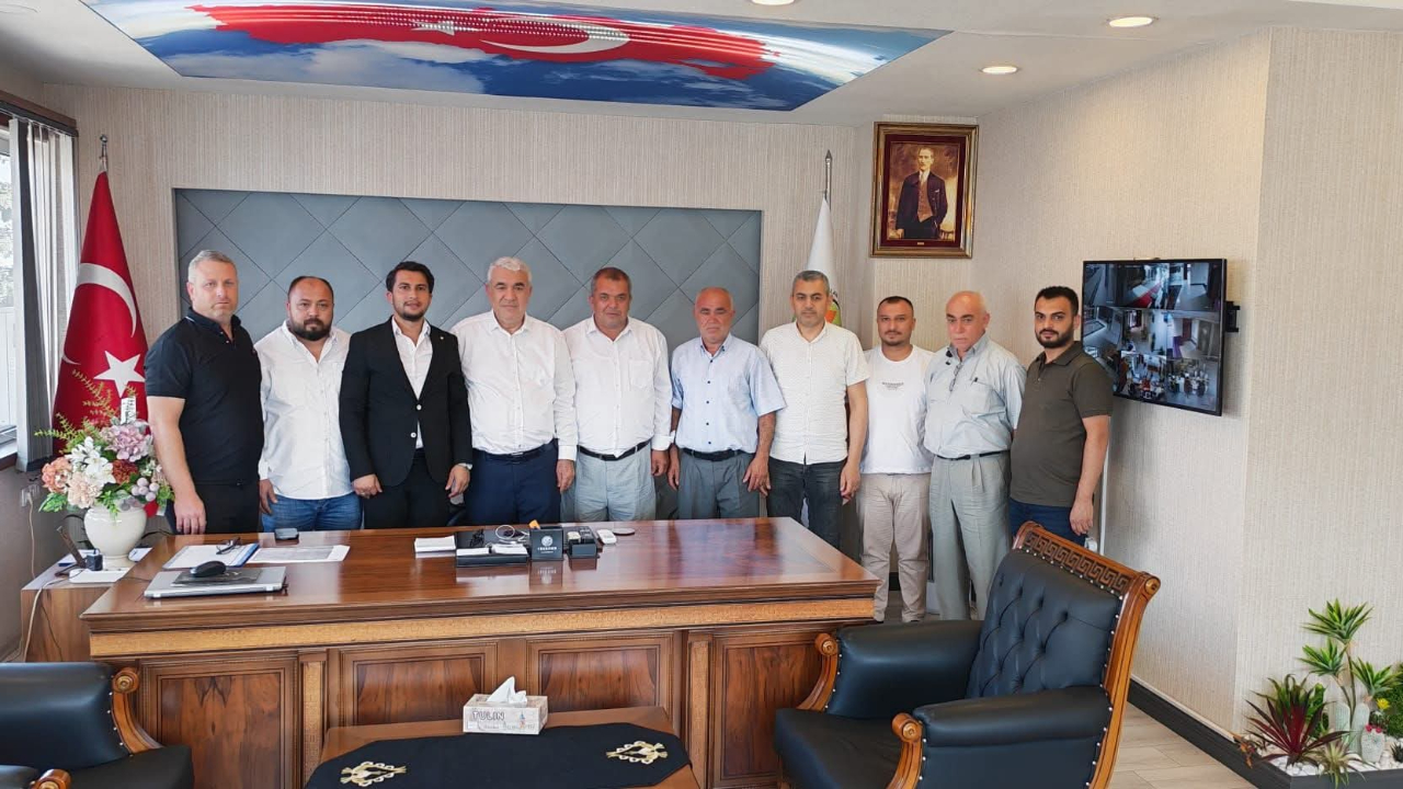 Türkoğlu Esnaf Odası'ndan Birlik Başkanı Ahmet Kuybu'ya Hayırlı Olsun Ziyareti