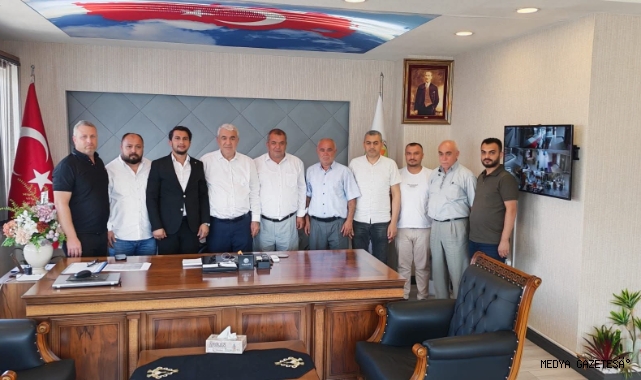 Türkoğlu Esnaf Odası'ndan Birlik Başkanı Ahmet Kuybu'ya Hayırlı Olsun Ziyareti