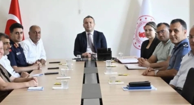 Yumurtalık Belediyesi, yol, temizlik, denetim ve sosyal çalışmalarını aralıksız sürdürüyor