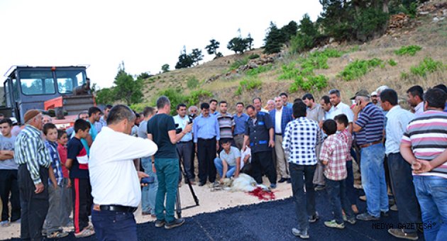 30 YILDIR YAPILAMAYAN 9 KM'LİK ENGİZEK MAHALLE