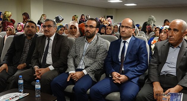4-6 YAŞ KUR’AN KURSU ÖĞRETİCİLERİNE ÖNEMLİ SEMİNER