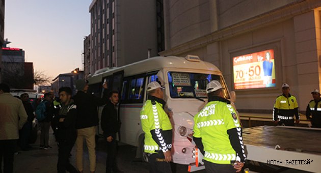 Adana'da minibüs şoförüne silahlı saldırı