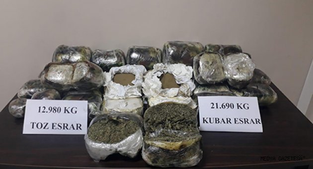Adana'da otomobilinde 34 kilo 670 gram esrar bulunan sürücü tutuklandı
