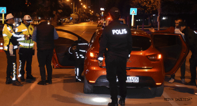 Adana'da polisten