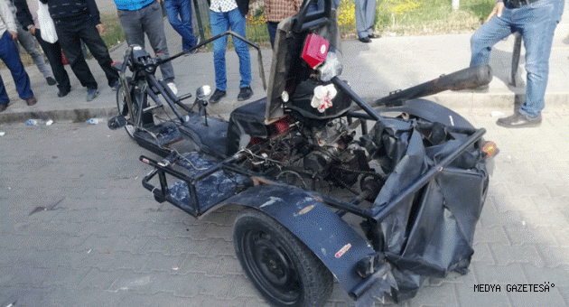 Adana'da sıra dışı motosikletiyle denetlemeye takılan sürücüye ceza