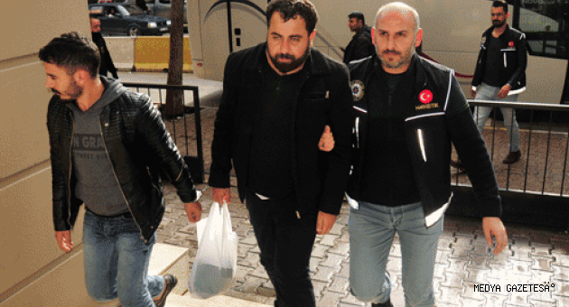 Adana'daki uyuşturucu operasyonunda yakalanan şüphelilerden 7'si tutuklandı