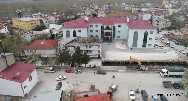 ADIM ADIM YENİLİĞE