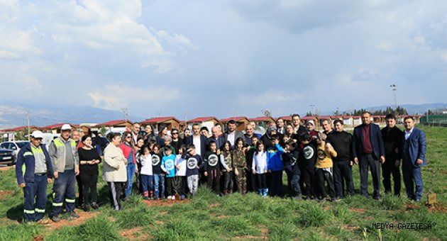 AFRİN’E DESTEK İÇİN ZEYTİN FİDANI