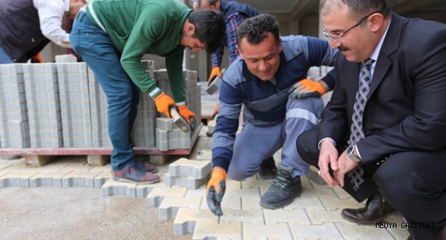 AFŞİN YENİ PAZAR YERİ İÇİN GÜN SAYIYOR,
