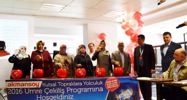 AKMANSOY'UN UMRE TALİHLİLERİ BELLİ OLDU