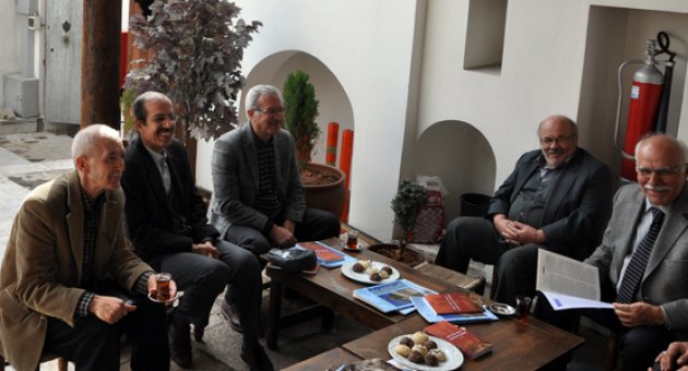 ALKIŞ DERGİSİ YAZARLARI, ŞAİRLER VE YAZARLAR KÜLTÜR EVİNDE BULUŞTU