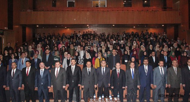 ANADOLU MEKTEBİ TANITIM FİLMİ PEŞİNDE CENGİZ AYMATOV TANITAN KISA BİR VİDEO GÖSTERİSİ OLDU