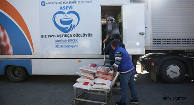 Antalya'dan depremin yaşandığı Elazığ'a gıda ve battaniye desteği
