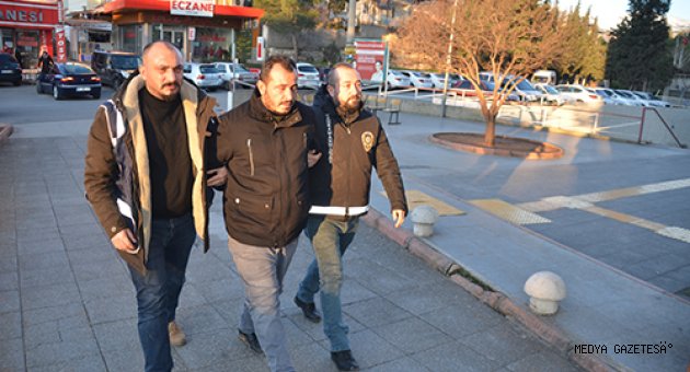 Arkadaşı tarafından bıçaklanan kişi öldü