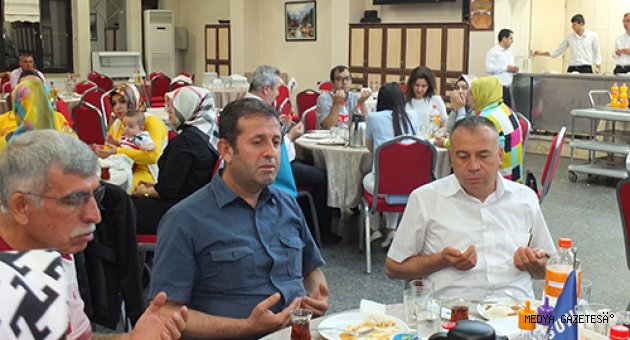 AYGÜN AVM ÇALIŞANLARI VE AİLELERİ İFTARDA BİR ARAYA GELDİ