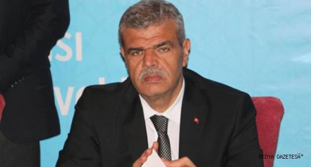 BAŞBAKAN YARDIMCISI VEYSİ KAYNAK BASINLA İFTAR YEMEĞİ