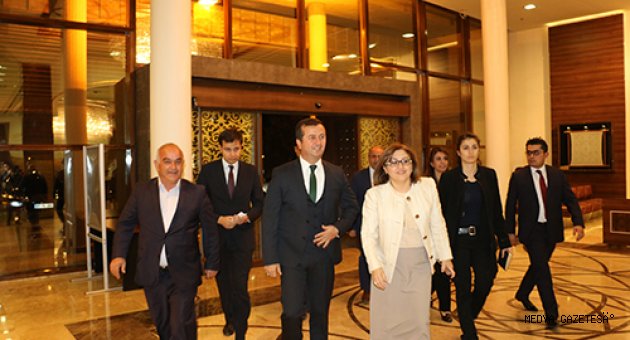 BAŞKAN BOZDAĞ 200 BİN PAZARCIKLIYI BİR ARAYA GETİRDİ