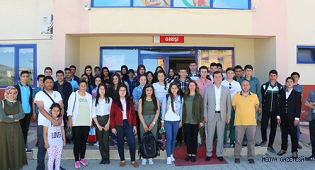 BAŞKAN BOZDAĞ, 40 KİŞİLİK HEYETİ ANKARA'YA UĞURLADI