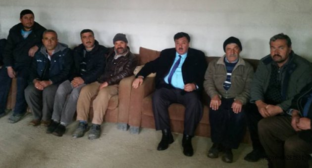 Başkan Çeleğen Karla Mücadele Ekiplerine Tatlı İkram etti.