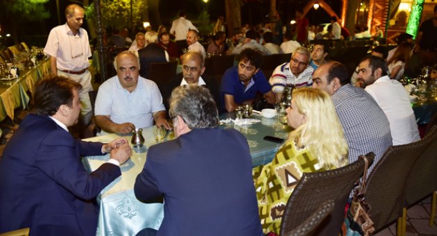 BAŞKAN ERKOÇ BASINLA İFTAR YEMEĞİNDE BULUŞTU