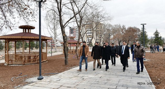 BAŞKAN ERKOÇ ELBİSTAN’DA İNCELEMELERDE BULUNDU