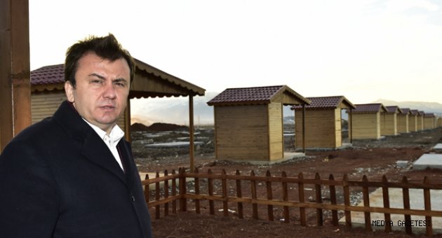 BAŞKAN ERKOÇ HOBİ BAHÇESİNİ GEZDİ