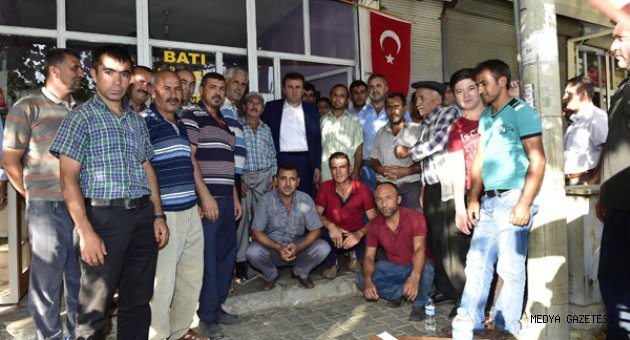 BAŞKAN ERKOÇ TOPTANCILAR ÇARŞISINDA