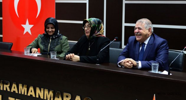 BAŞKAN MAHÇİÇEK AK PARTİ KADIN KOLLARI İLE BİR ARAYA GELDİ