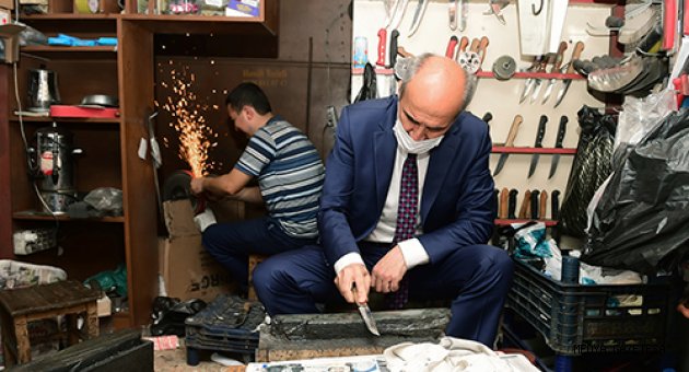 BAŞKAN OKAY’DAN BAYRAM ÖNCESİ ESNAF ZİYARETİ