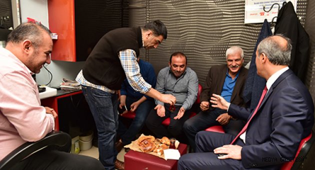BAŞKAN OKAY’DAN ESNAFA SÜRPRİZ ZİYARET