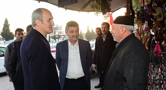 BAŞKAN OKAY SAKARYA ÇARŞISI ESNAFIYLA BİR ARAYA GELDİ