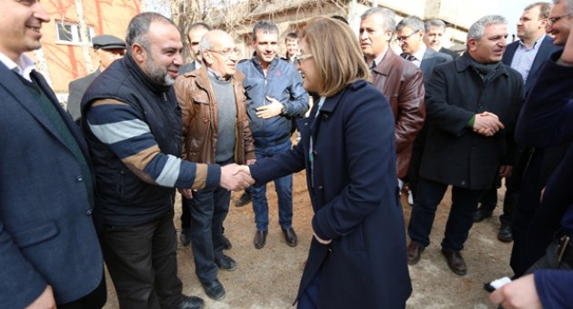 BAŞKAN ŞAHİN, NİZİP ÇAYI TEMİZLEME ÇALIŞMALARINI İNCELEDİ