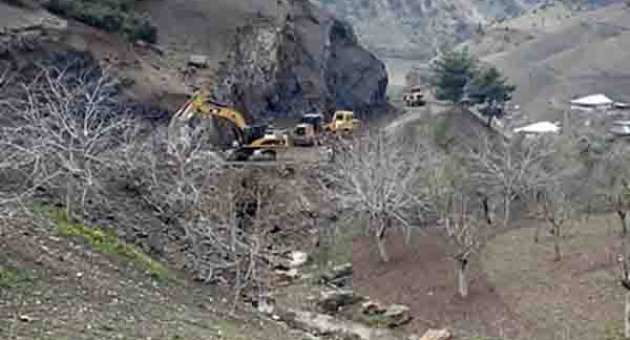 BAYDEMİRLİ GRUP YOLU ÇALIŞMALARI DEVAM EDİYOR