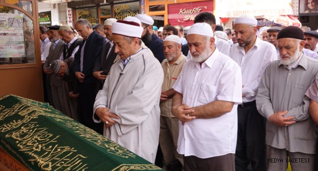 BİR BABAYA EN ACI GÖREV