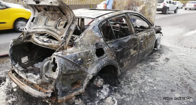 Bir saat önce aldığı otomobili yandı