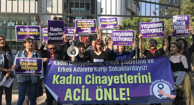 Boşanmak İsteyen Eşini Öldüren...