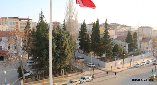Bozdağ; Meydan Hem Sosyal Hayatı Hemde Ticari Hayatı Canlandırır