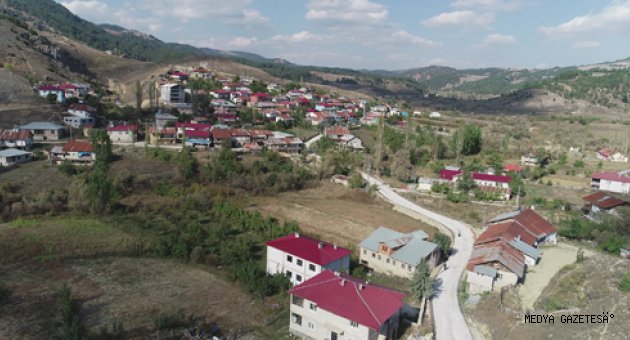 BÜYÜKÇAMURLU GURUP YOLU ASFALTLANIYOR