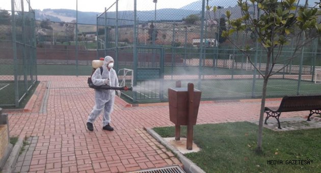Büyükşehir’den meydanlara dezenfekte hizmeti
