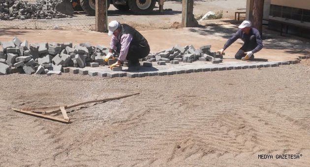 Büyükşehir’den parke çalışması