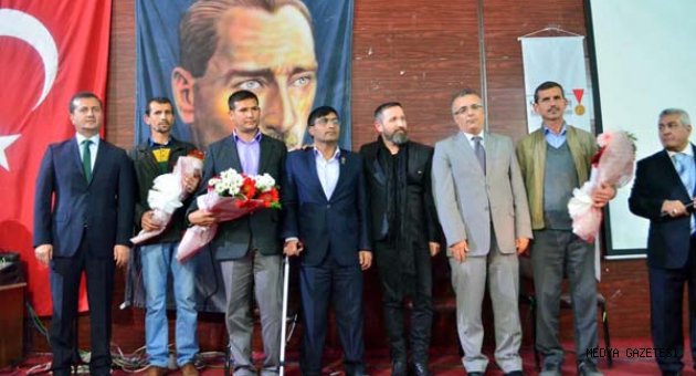 BÜYÜKŞEHİR’DEN ŞEHİTLERİ ANMA GECESİ